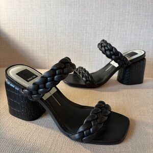 Dolce Vita Size 8.5 Black Faux Leather Made in Brazil Braided Strap Heel Sandals